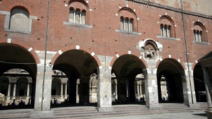 La loggia dei Mercanti a Milano